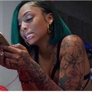 Meet your Posher, Deva